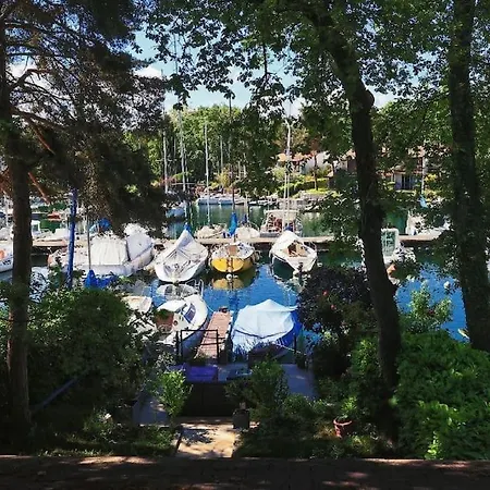 Le Bonheur Les Pieds Dans L'eau Hotel Thonon-les-Bains